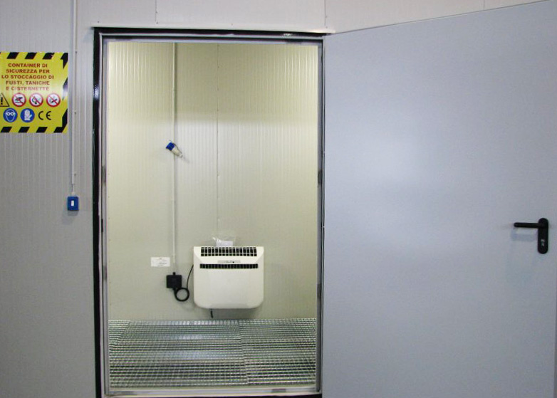 Box coibentato REI/EI 120 climatizzato per stoccaggio Vernici