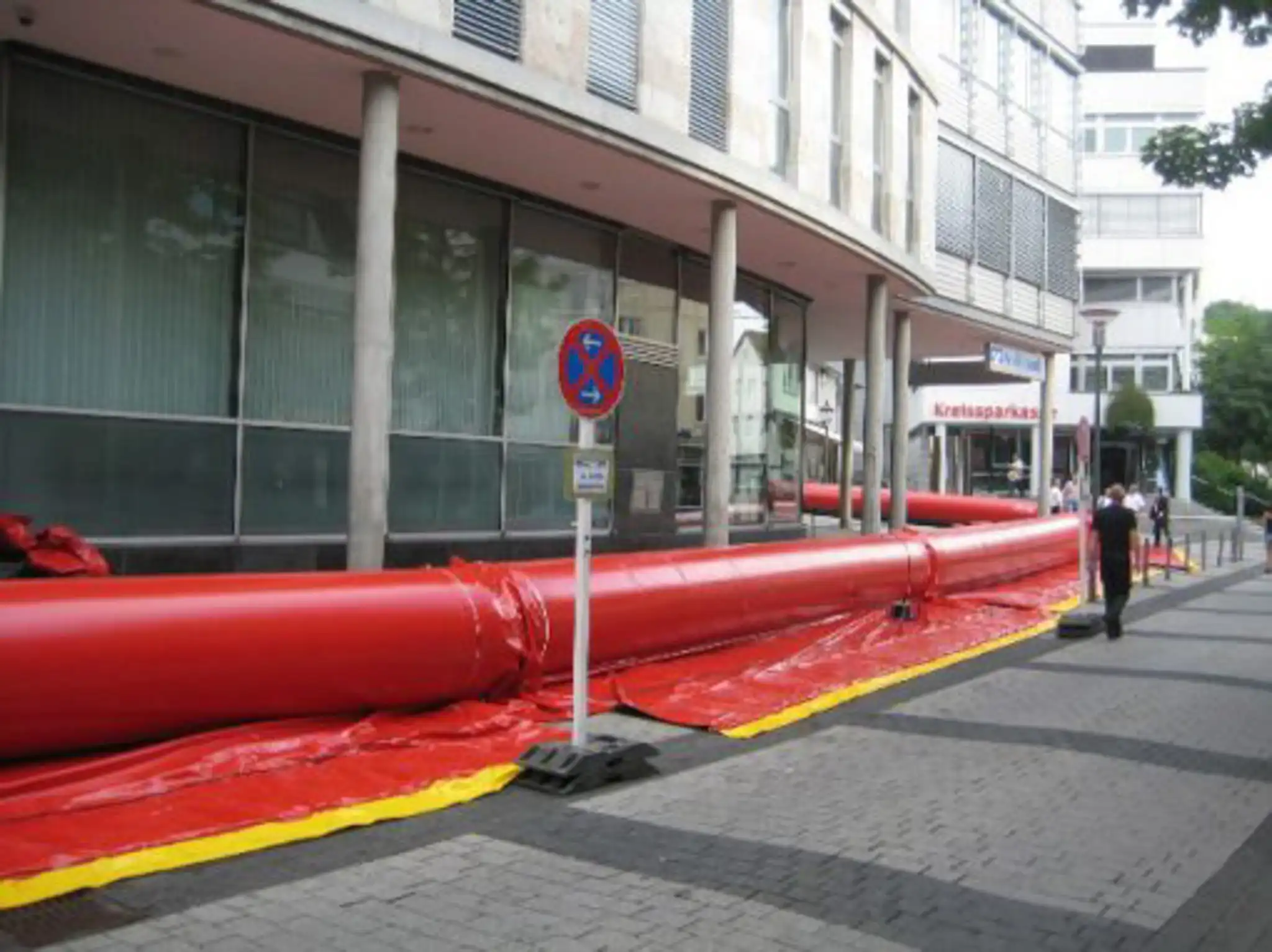 406003261 tubewall